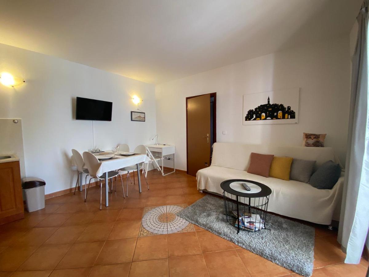 Apartment Sara Rovinj Eksteriør bilde