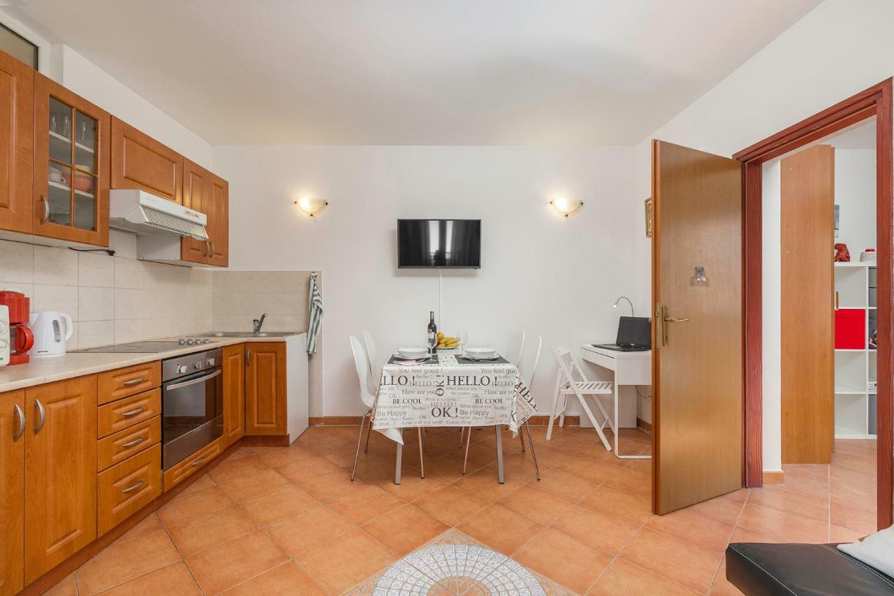 Apartment Sara Rovinj Eksteriør bilde